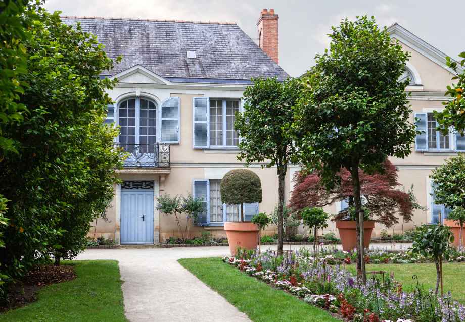 5 sublimes idées d’aménagement devant la maison à petit prix-Kallou