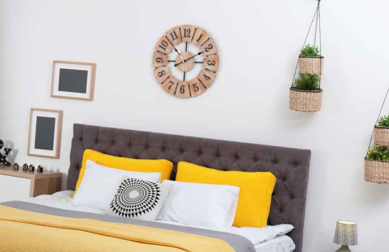 6. Jouer avec les matières pour enrichir la décoration murale-Kallou