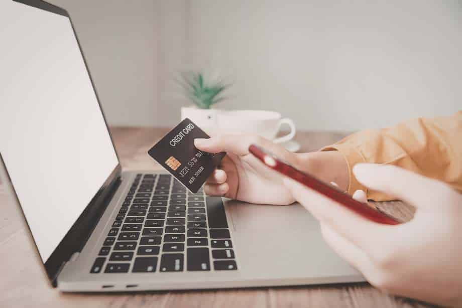 Le Processus de Commande : De la Configuration à la Réception
