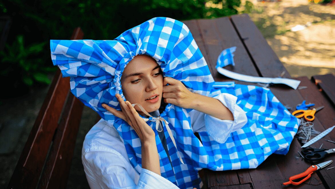 DIY chapeau pour l'été : transformez un vieux set de table avec
cette astuce récup' bluffante